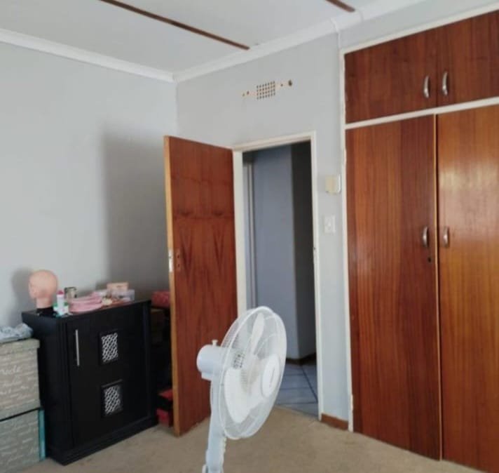 4 Bedroom Property for Sale in South Ridge Northern Cape